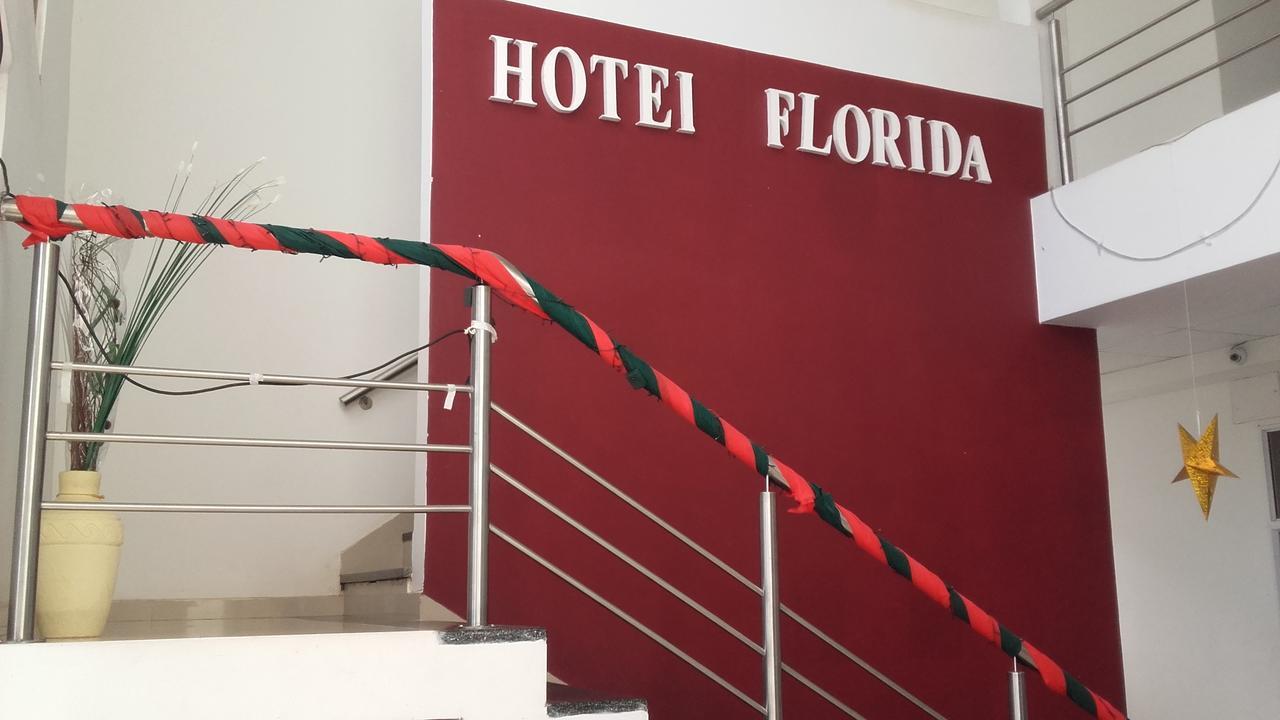 Hotel Florida Saladas Exteriör bild